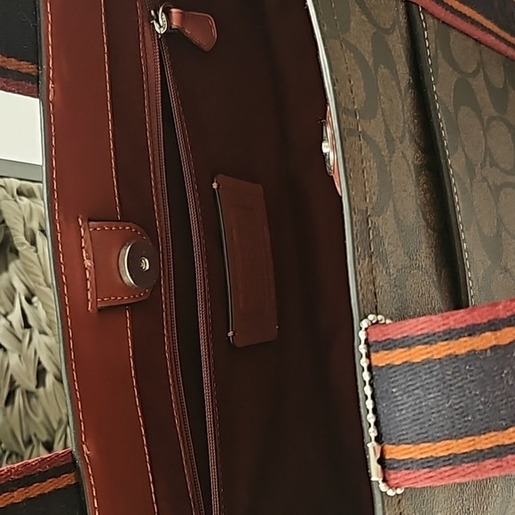 Coach tote - Picture 3 of 12